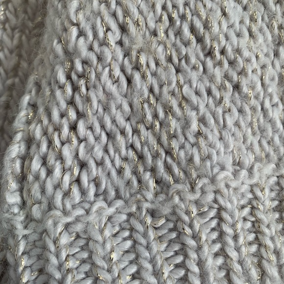 CHARLOTTE RUSSE Tan & Gold Cropped Cardigan size small - Picture 3 of 6